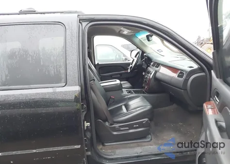 2010 Chevrolet Suburban 1500 Lt1 from USA, damaged, VIN 1GNUCJE03AR276636